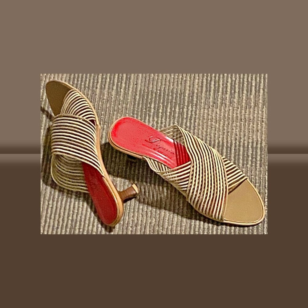 Vintage “Dezario” Mesh Slide with Kitten Heal – Size 8.5